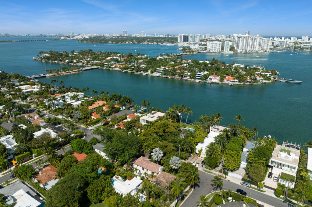 Venetian Islands Luxury Homes for Sale in Miami Beach